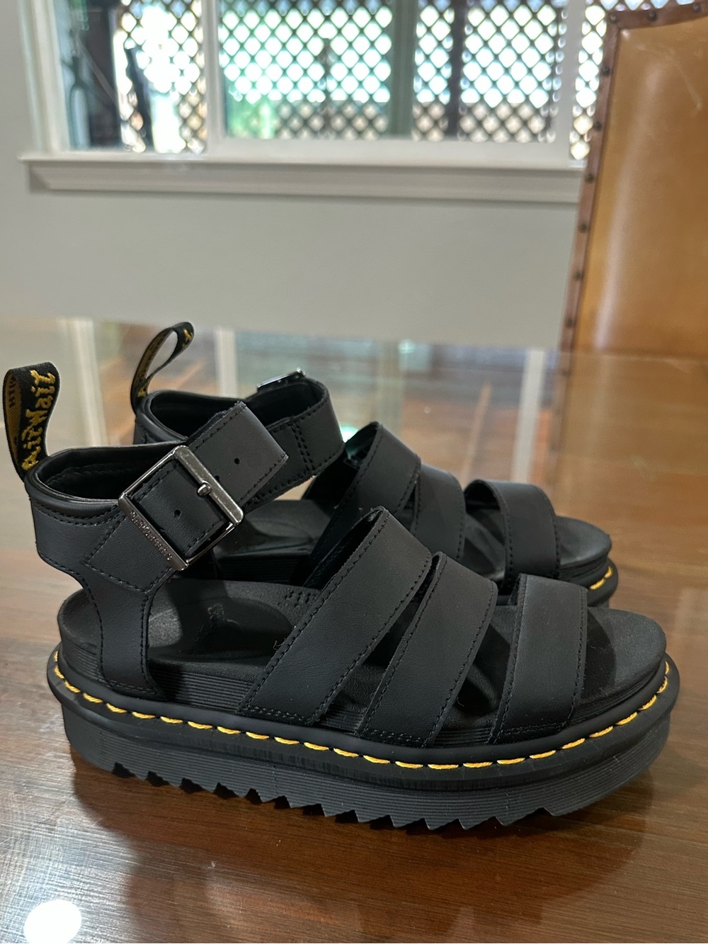 Dr. Martens Black Blaire Platform Sandals Shoes Women’s size 5